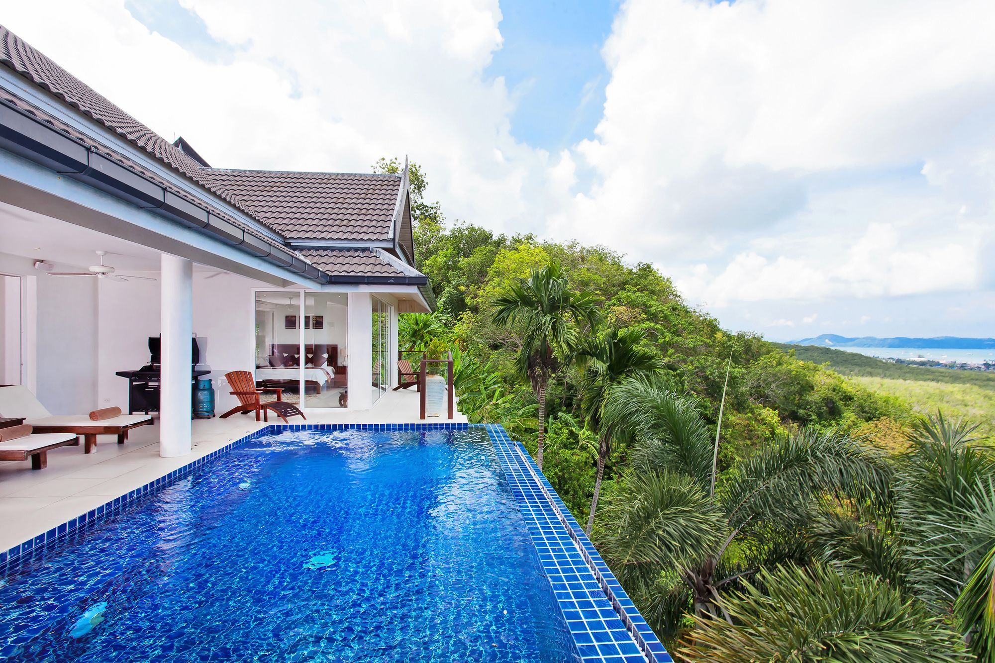 Villa Alangkarn Andaman 5 Bed Infinity Pool With Incredible View Nai Harn المظهر الخارجي الصورة
